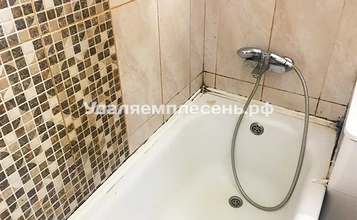 Замена герметика и&nbsp;установка пвх&nbsp;плинтуса на&nbsp;ванну